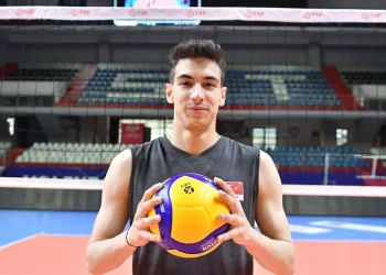 A Milli Erkek Voleybol Takımı Pasörü Kaan Gürbüz: “Avrupa Altın Ligi’ne iyi bir başlangıç yapmak istiyoruz”