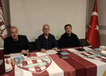 Bandırmaspor’da yeni yönetimin görevleri belli oldu