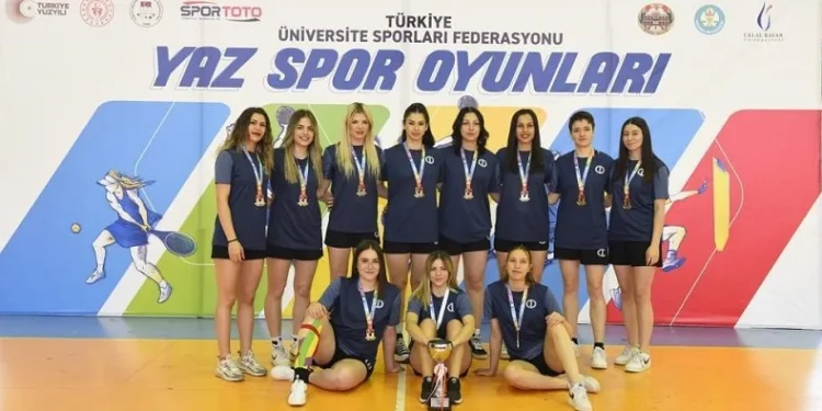 Hentbol Kadınlar Süper Ligi’nde şampiyon Anadolu Üniversitesi