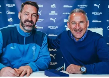Manchester City, Scott Carson’ın sözleşmesini yeniledi