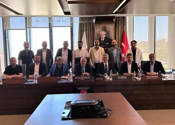 Anadolu Üniversitesi Kulüp Başkanı Özsarı’dan TFF Başkanı Büyükekşi’ye ziyaret