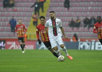 Fatih Karagümrük ile Kayserispor 6. randevuda