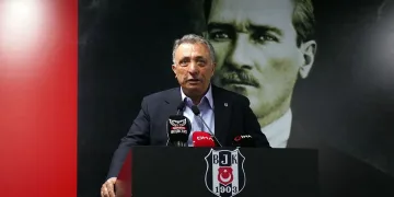 Beşiktaş Başkanı Ahmet Nur Çebi: “Ekonomik olarak düze çıkmanın tek yolu öz kaynak futbolcuları yetiştirmek”