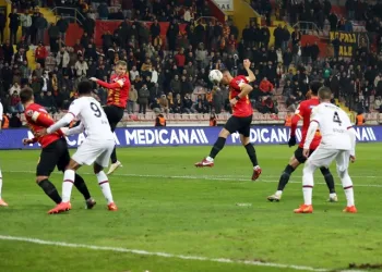 Karagümrük ile Kayserispor 6. kez