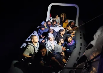 Datça’da 20 düzensiz göçmen yakalandı