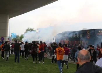 Galatasaray’a Ankara’da şampiyon gibi karşılama