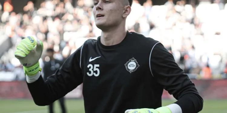 Altay’da Eren Karataş mutluluğu