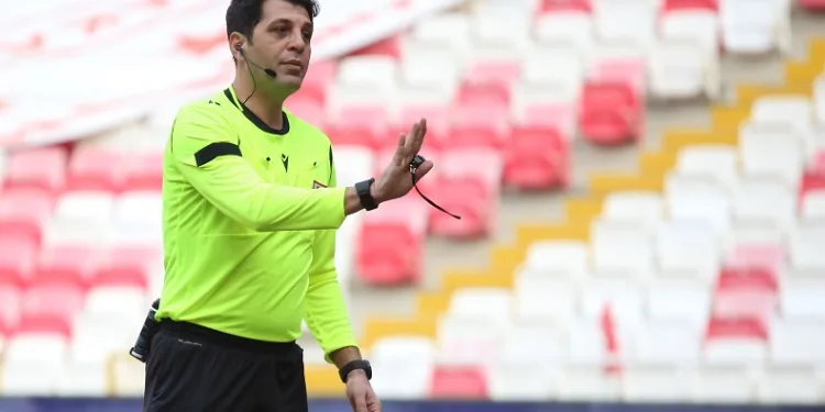 Sivasspor – Konyaspor maçının VAR hakemi Mustafa Öğretmenoğlu oldu