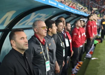 Okan Buruk, Galatasaray’ı şampiyon yapan 13. farklı teknik direktör oldu