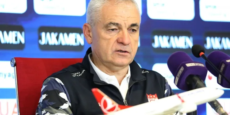 DG Sivasspor Teknik Direktörü Rıza Çalımbay’dan ayrılık yanıtı: “Henüz karar vermedim”