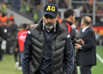 Ankaragücü Teknik Direktörü Tolunay Kafkas: “Üçüncü golden sonra oyun tamamen koptu ve Galatasaray’ın lehine döndü”