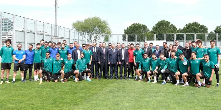 İsmet Büyükataman’dan Bursaspor’a ziyaret