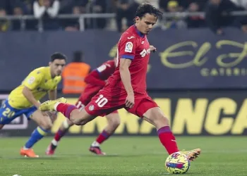 Milli Futbolcu Enes Ünal’dan kötü haber