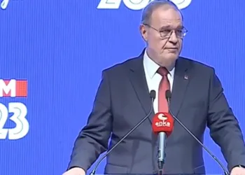 “Balkon konuşmalarıyla suyu bulandırmayın”