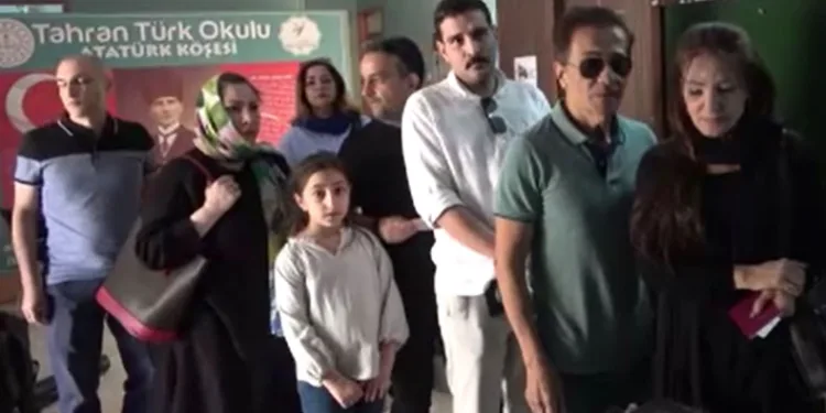 İran’da oy verme işlemi başladı