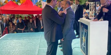 Memleket Partisi’nden istifa ederek AK Parti’ye geçti