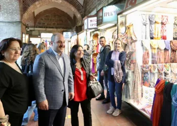 Mustafa Varank’tan esnaf ziyareti