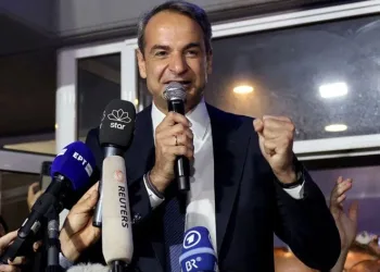 Rakibine büyük fark attı