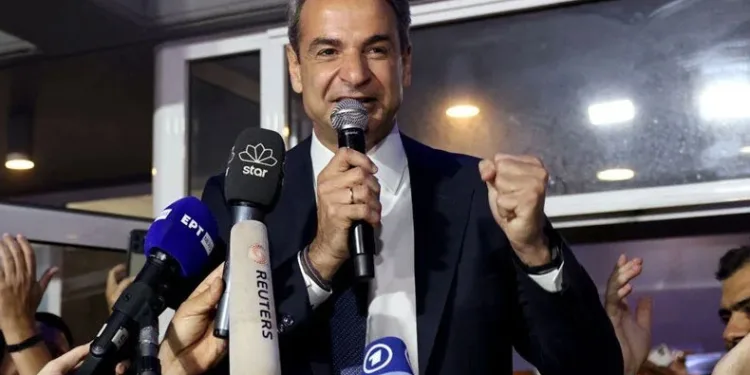 Rakibine büyük fark attı