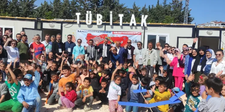 İlkadım’dan Gazişehire Bilim Yolculuğu