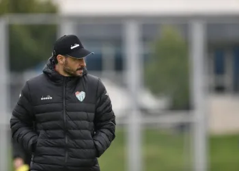 Özer Hurmacı:”Bu takıma güvenin”