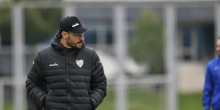 Özer Hurmacı:”Bu takıma güvenin”