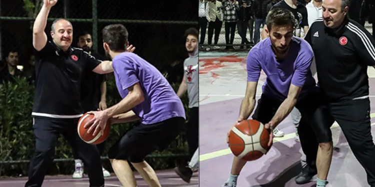 Bakan Varank, gençlerle basketbol maçı yaptı