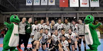 Konyaaltı Belediyesi Kadın Hentbol Takımı Türkiye Kupasında yarı finale çıktı