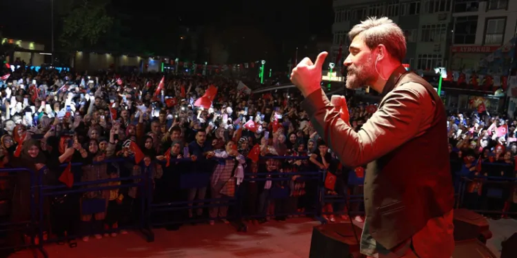 Uğur Işılak’tan unutulmayacak konser