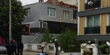 5 milyon liralık evden 50 ton çöp