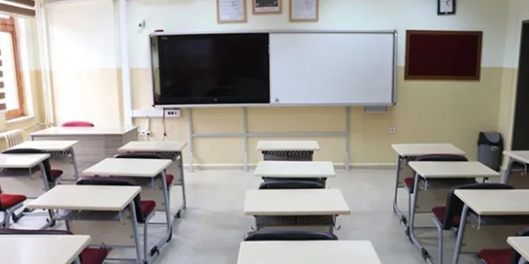 Öğrenciler için devamsızlık kararı
