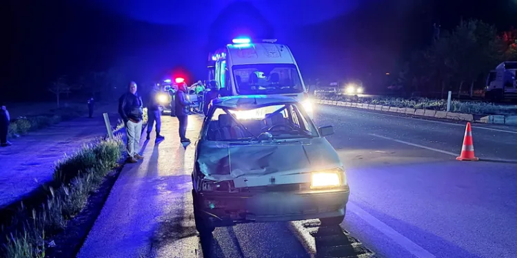 Düğün çıkışı feci kaza: 1 ölü, 3 yaralı