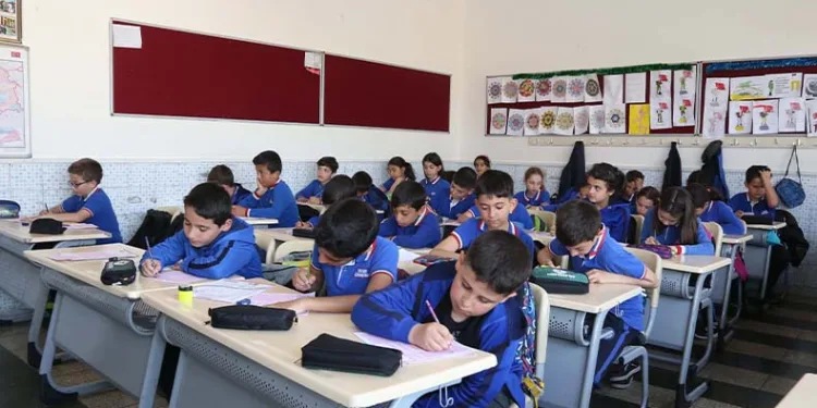 Öğrenciler MEGA sınavda