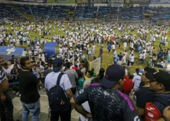 El Salvador’da maç faciası