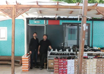 Konteyner çarşıda mesaiye başladı