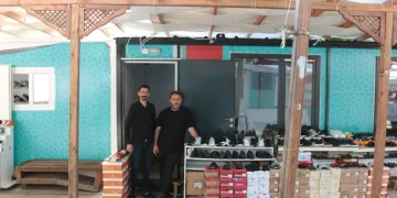 Konteyner çarşıda mesaiye başladı