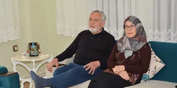 Ameliyatına aldırış etmeden oy kullandı