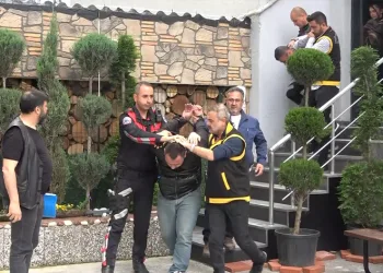 Silahla dehşet saçmıştı, nefes kesen operasyonla yakalandı