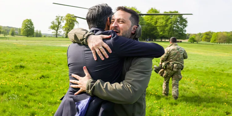 Zelensky, İngiltere Başbakanı ile görüştü