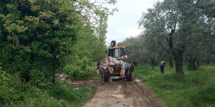 Gemlik’te hafriyat atıklarını evden alma dönemi başladı