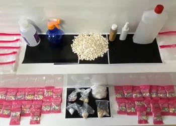56 şahsa uyuşturucu operasyonu