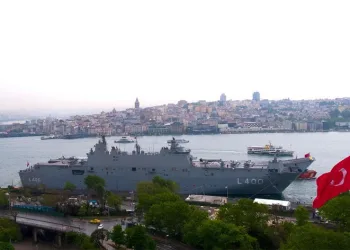 TCG Anadolu yeniden İstanbul’da