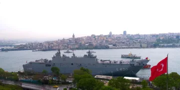TCG Anadolu yeniden İstanbul’da