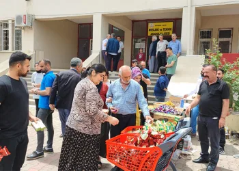 Depremzededen oy kullananlara sürpriz ikram