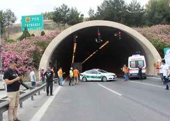 Otoyol tünelindeki yangında yaralı sayısı yükseldi