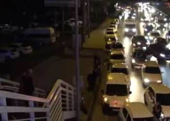 Sayılan oylar YSK’ya teslim edildi, kuyruklar oluştu