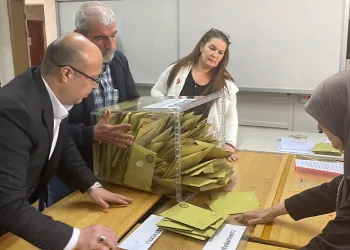 Oy sayma işlemleri başladı