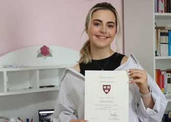 Harvard Üniversitesi’ne tam burslu kabul edildi