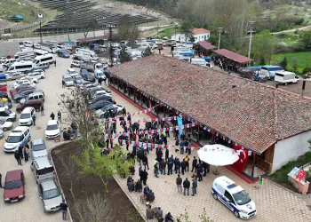 400 yıllık Tarihi Cuma Pazarı