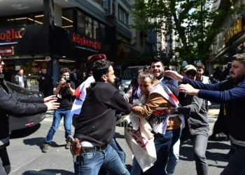 Şişli’den Taksim’e yürümek istediler polis müdahale etti